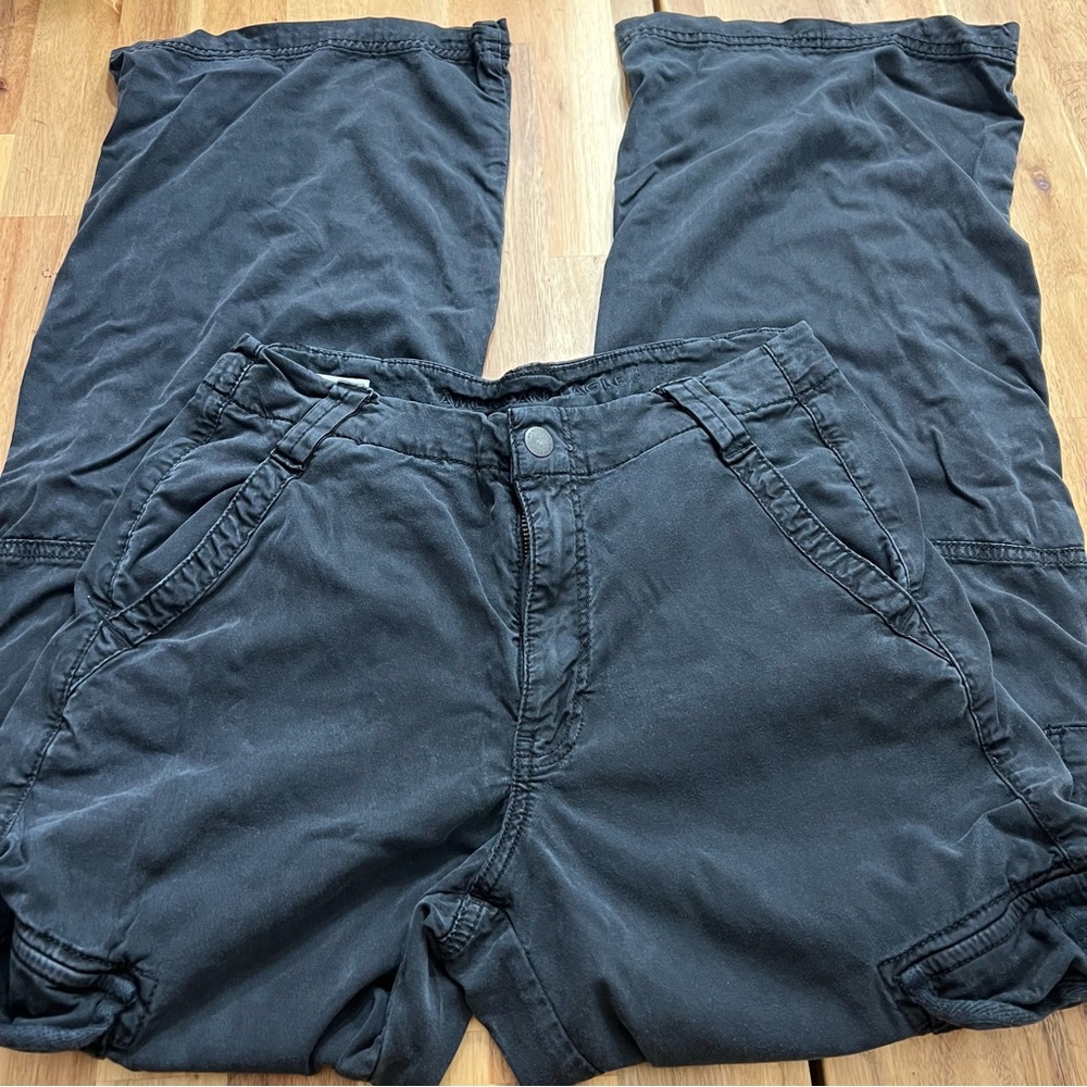 American Eagle Super High Rise Baggy Wide Leg Pants Black Size 4 Regular